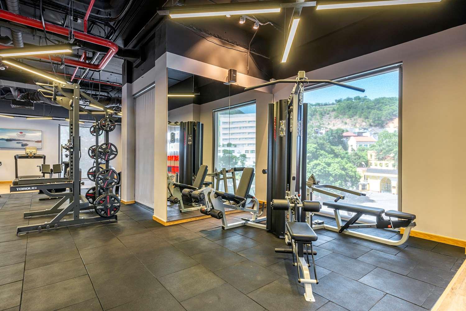 Best Western Premier Sapphire Ha Long Bagian luar foto