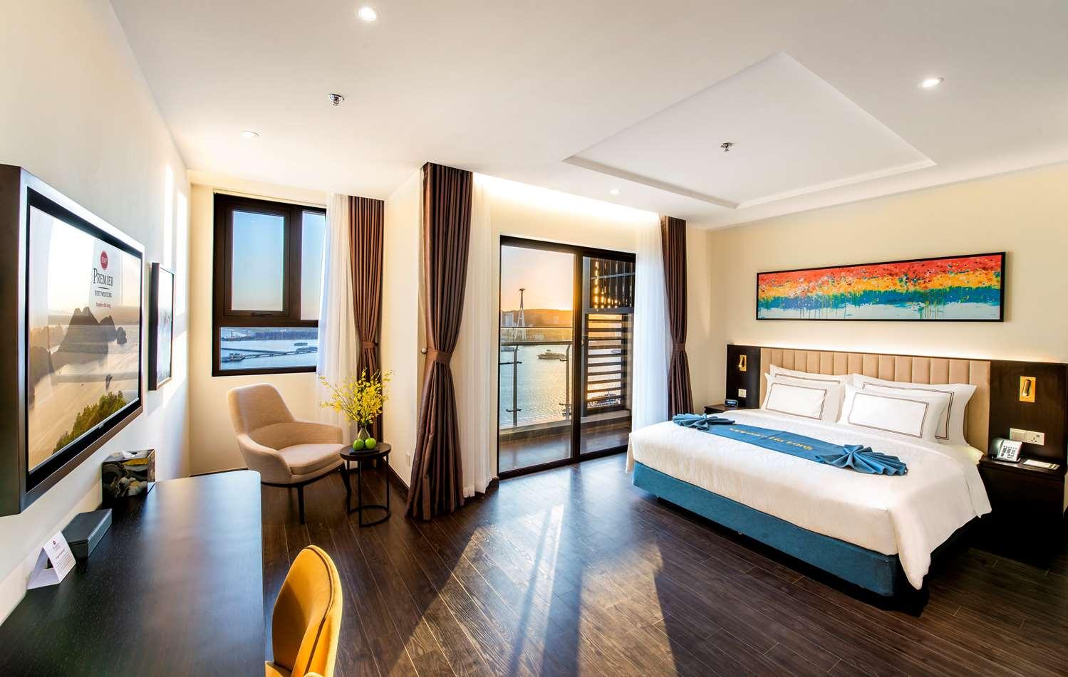 Best Western Premier Sapphire Ha Long Bagian luar foto
