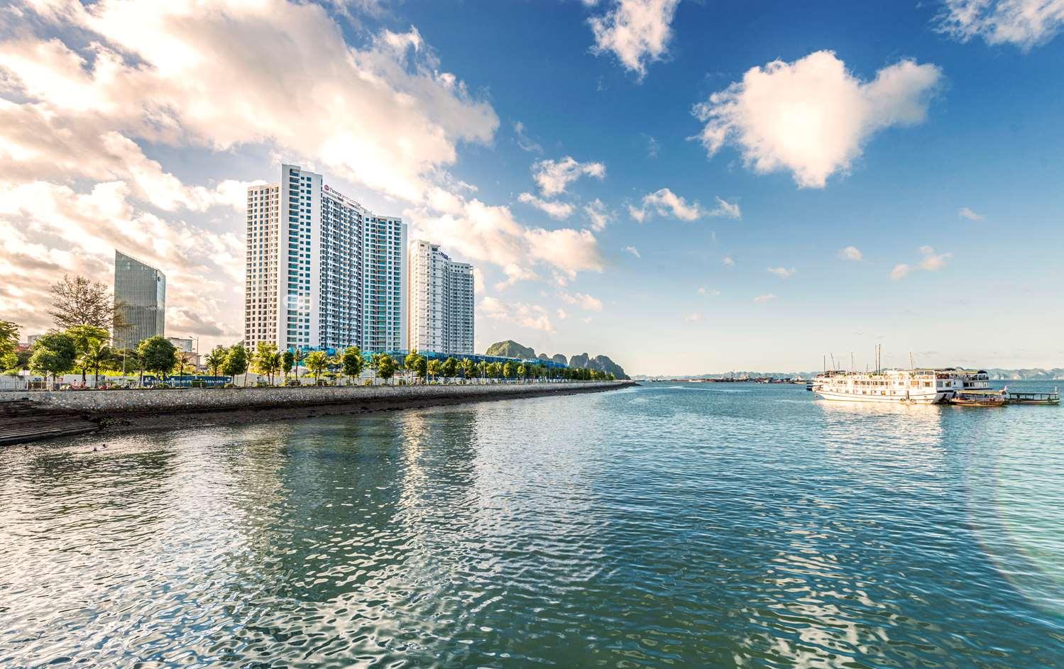 Best Western Premier Sapphire Ha Long Bagian luar foto