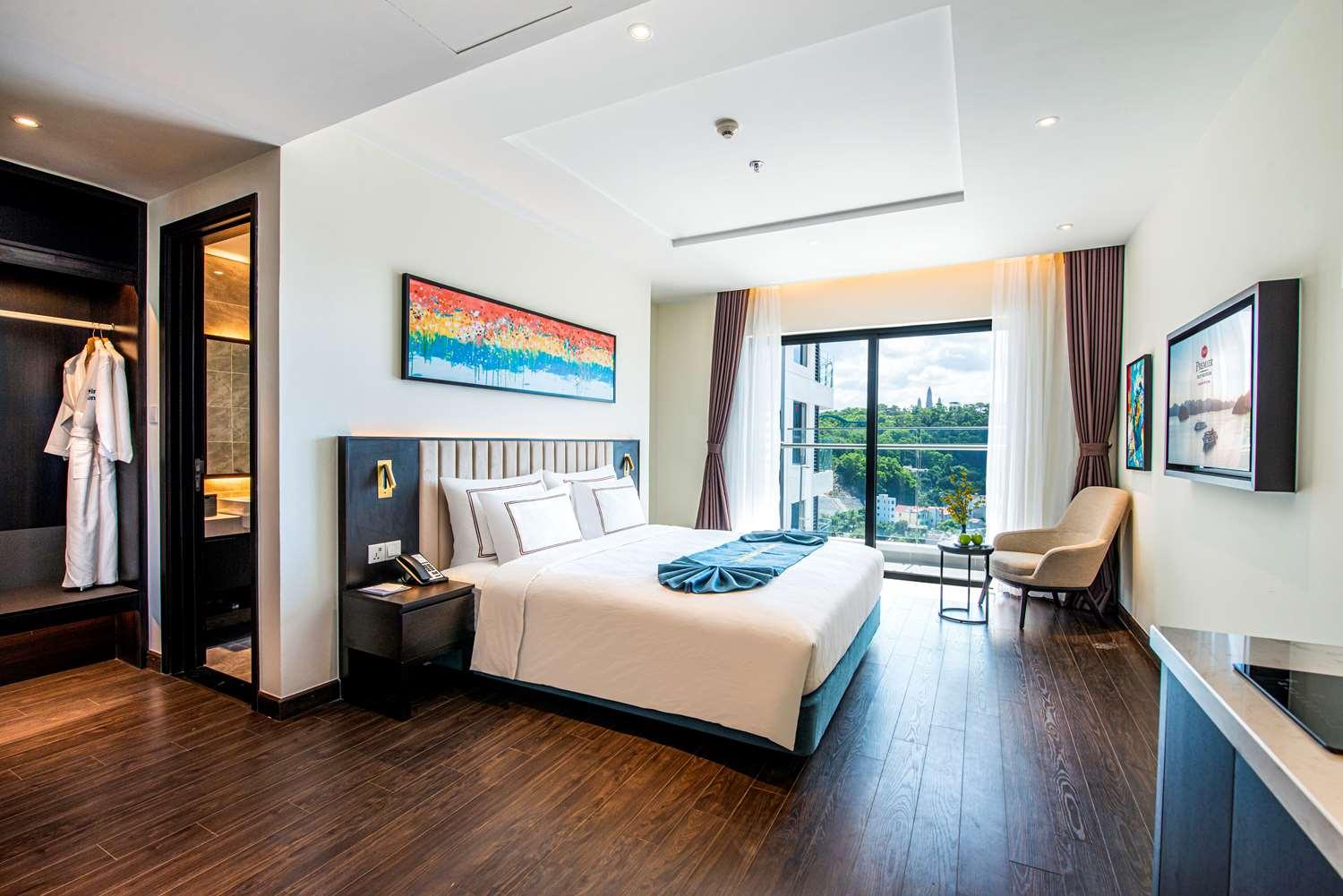 Best Western Premier Sapphire Ha Long Bagian luar foto